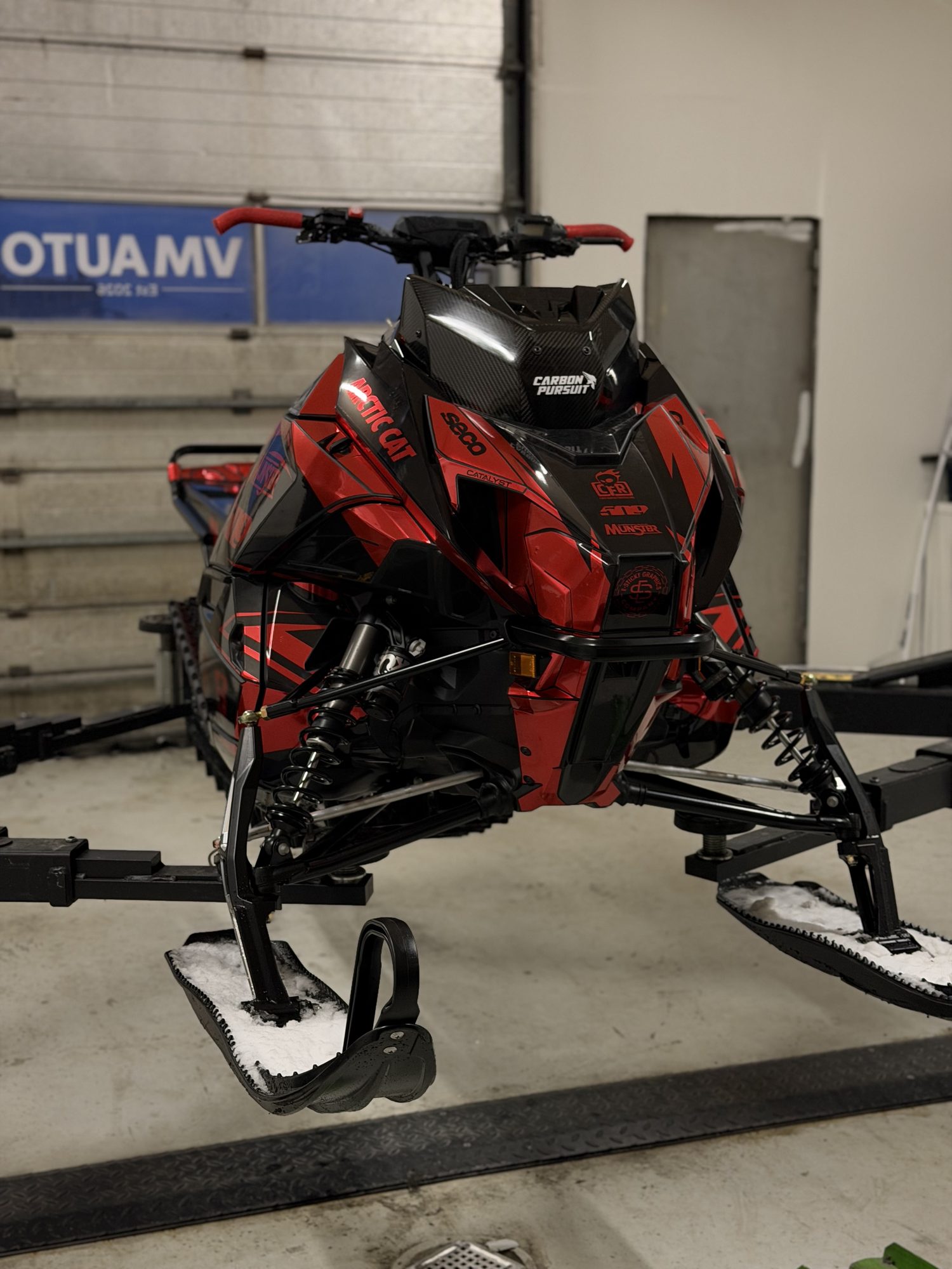 Arctic Cat snescooter hos VM AUTO i Nuuk